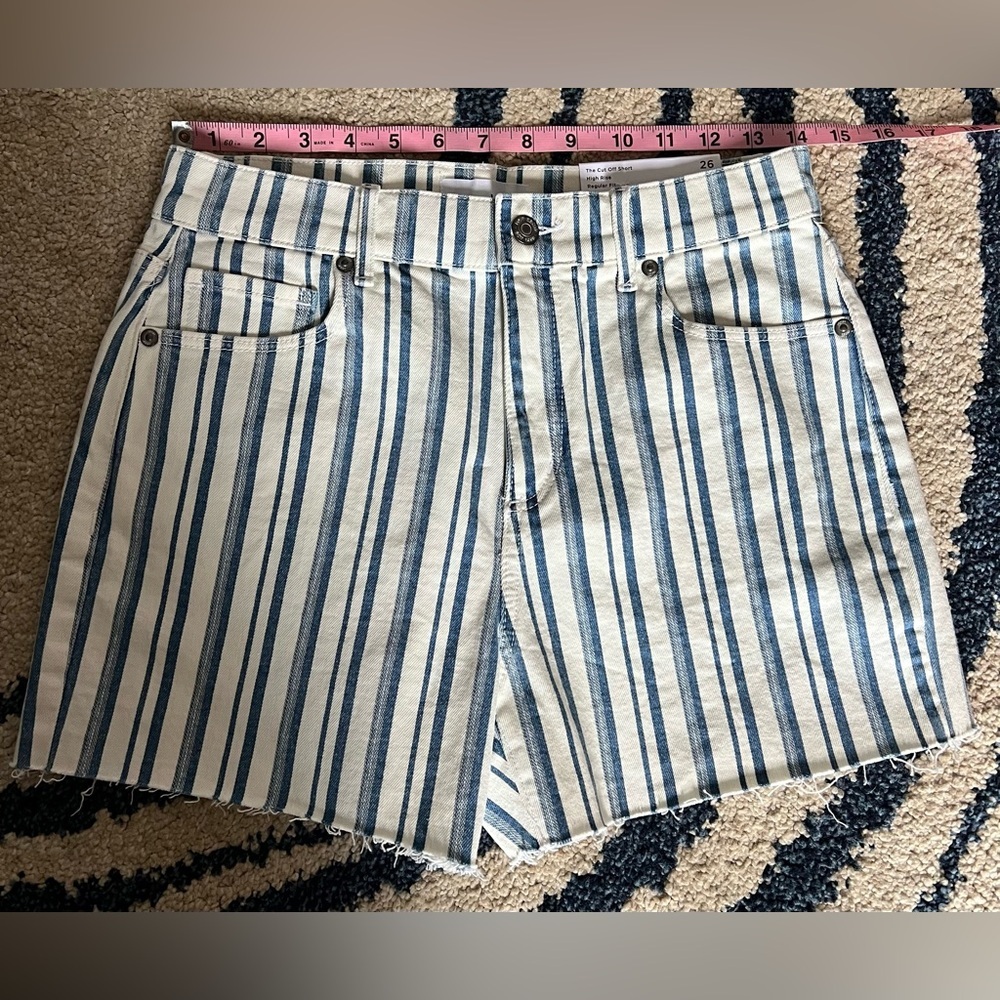 🆕LOFT Shorts
